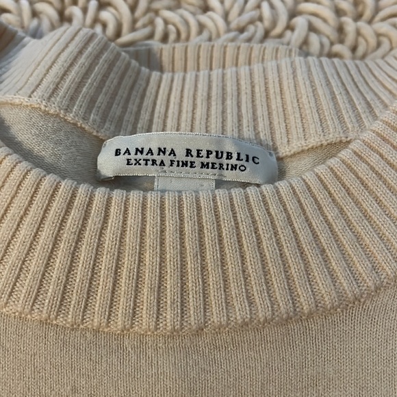 Banana Republic Merino Wool Sweater Small - Picture 2 of 10